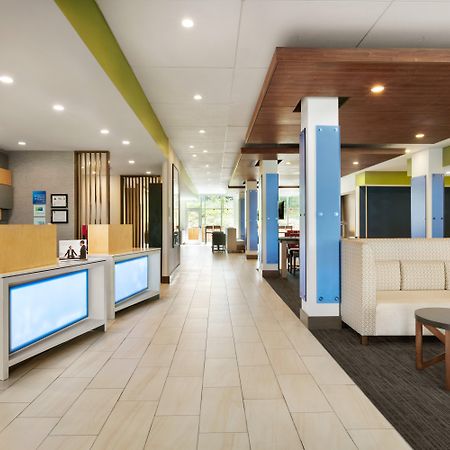 Holiday Inn Express & Suites Salisbury By Ihg Luaran gambar
