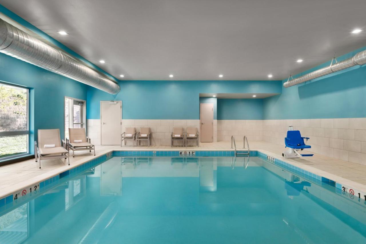 Holiday Inn Express & Suites Salisbury By Ihg Luaran gambar